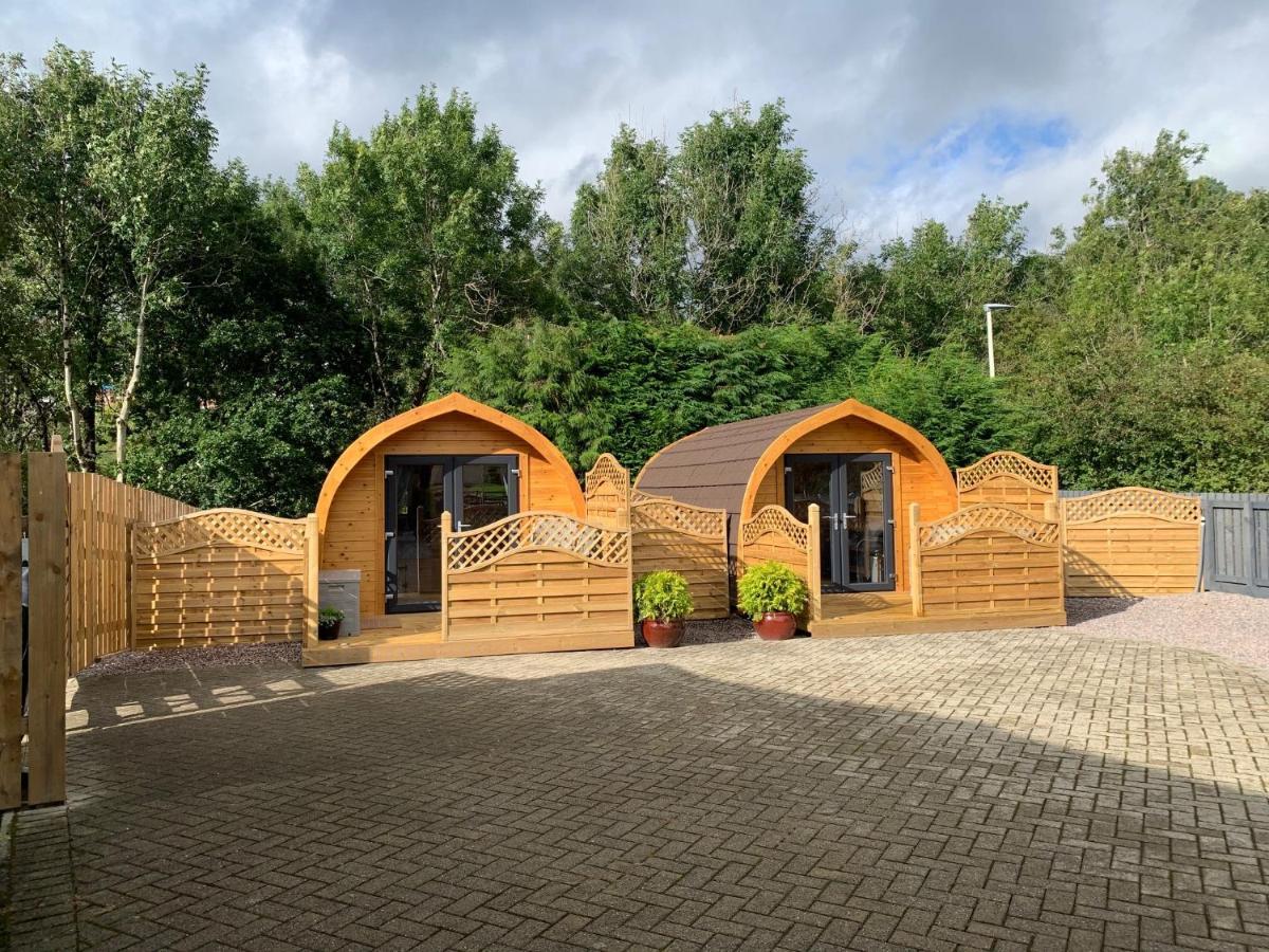 Conifer Cabins Fort William Buitenkant foto