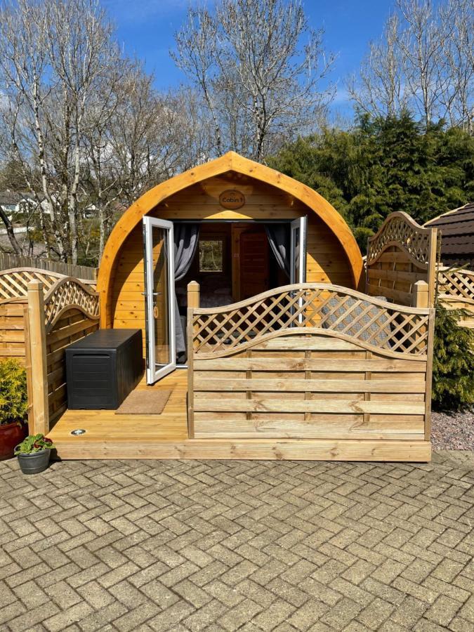 Conifer Cabins Fort William Buitenkant foto