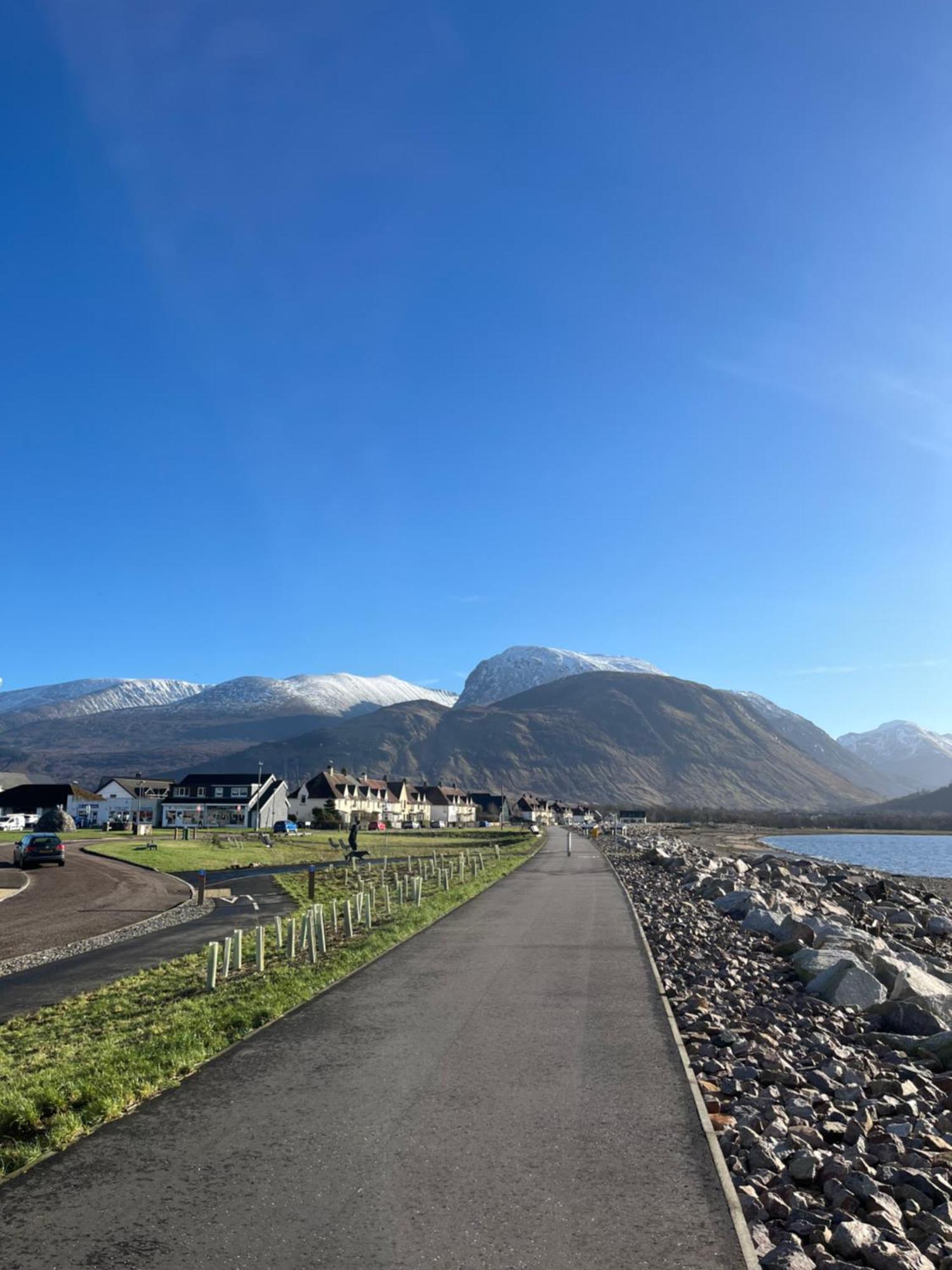 Conifer Cabins Fort William Buitenkant foto